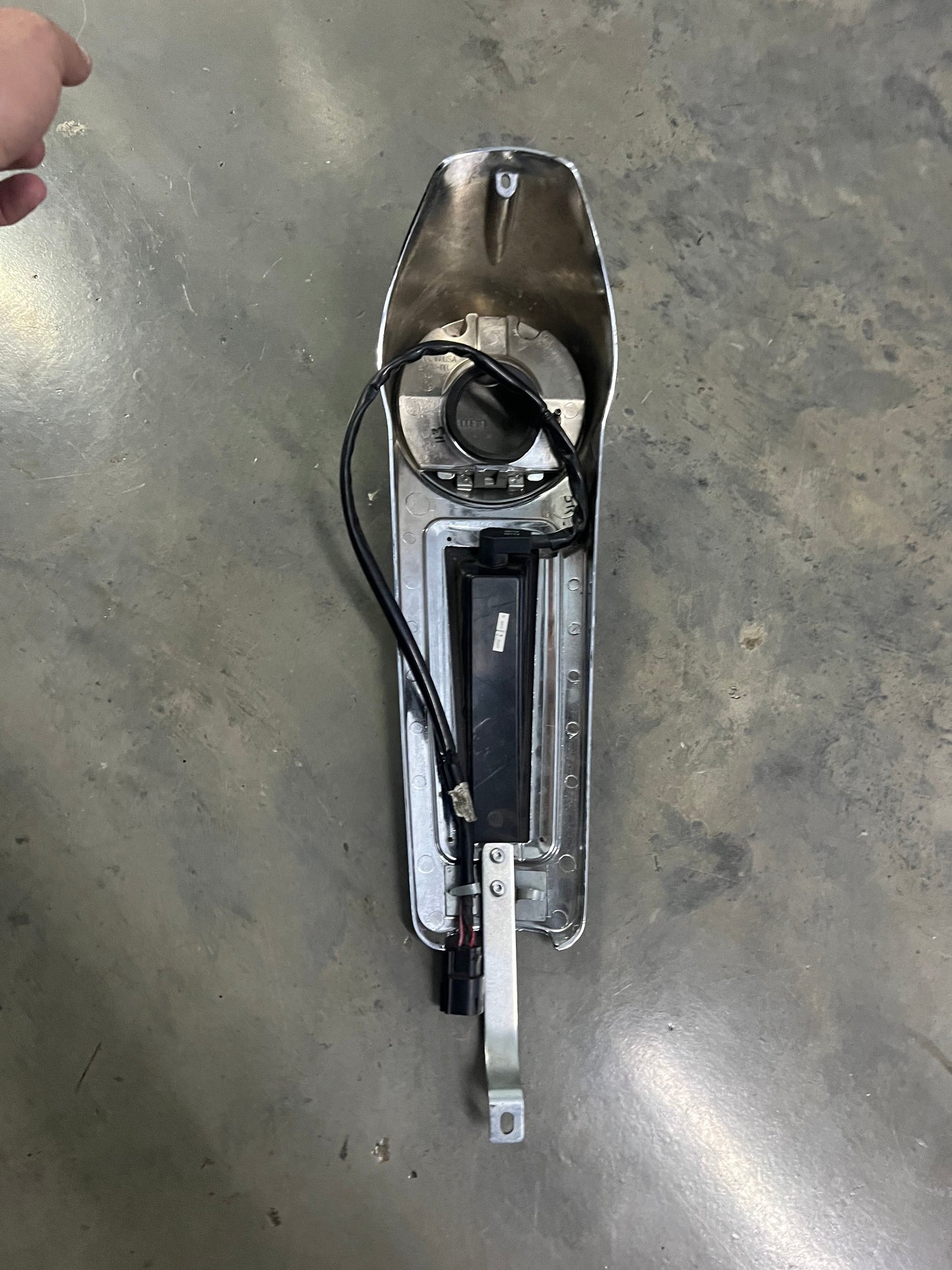 Harley Davidson touring fuel door console